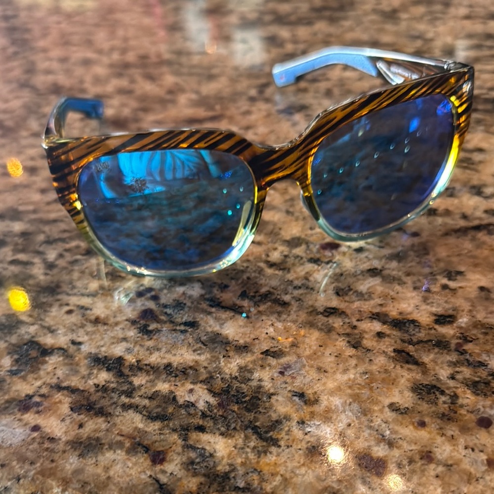 Costa waterwoman 2 sunglasses